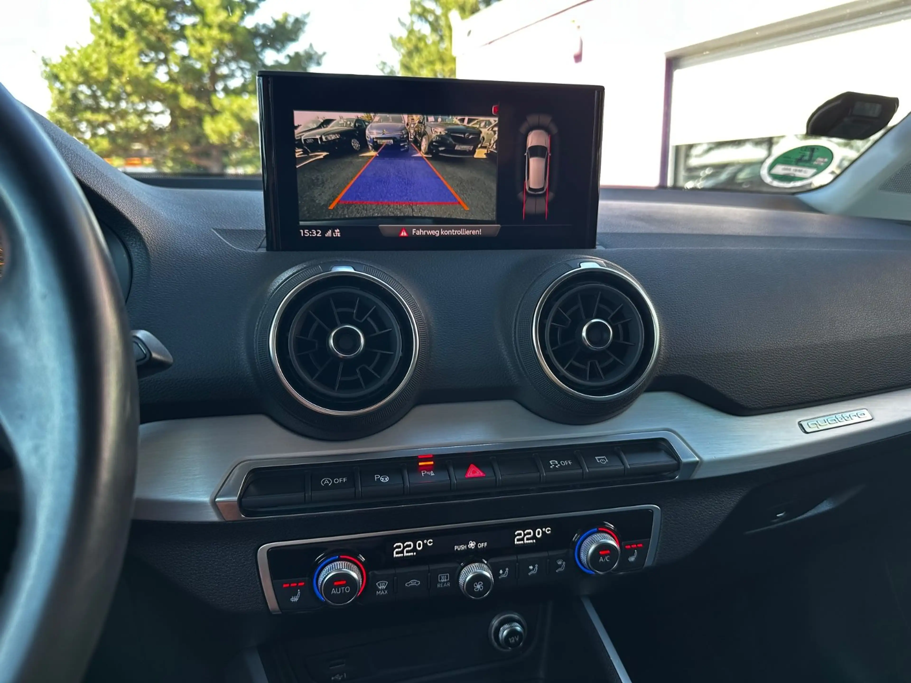 Audi Q2 quattro design "1 HAND"AHK"HU/AU+SERVICE NEU" — photo 39