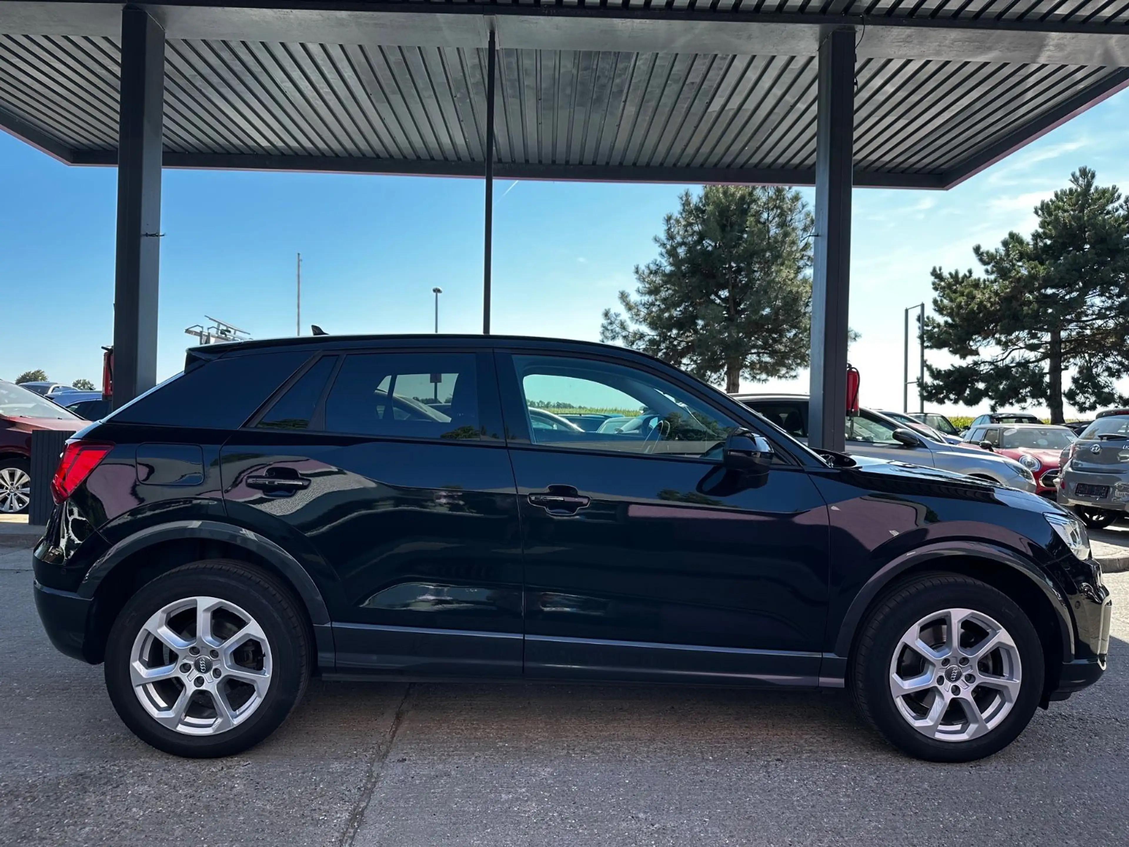 Audi Q2 quattro design "1 HAND"AHK"HU/AU+SERVICE NEU" — photo 5