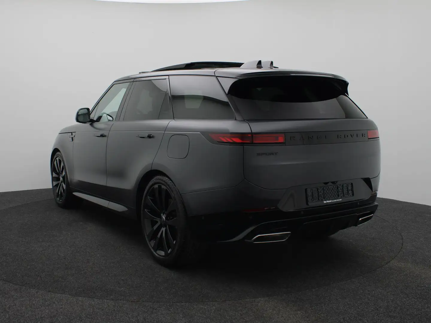 Land Rover Range Rover Sport 3.0 P460e Dynamic SE PHEV Stealth Pack Grijs - 2