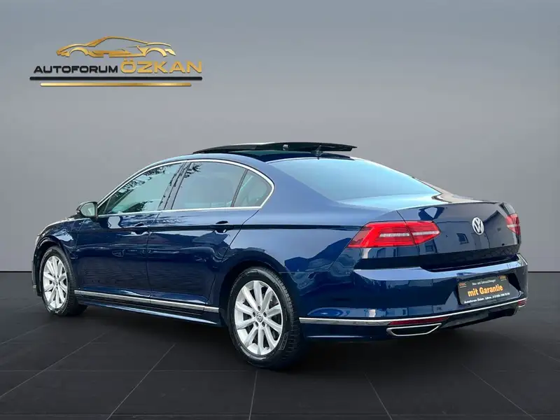 Annonce voiture d'occasion Volkswagen Passat - CARADIZE