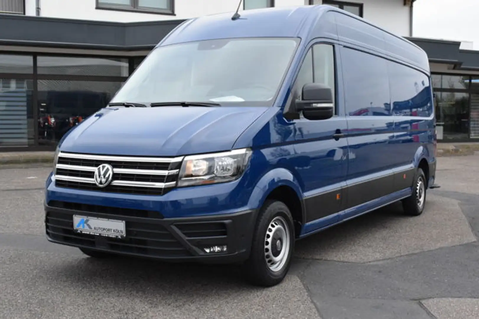 Volkswagen Crafter 35 Trendline Hoch + Lang*Autom.*Navi* Blau - 2
