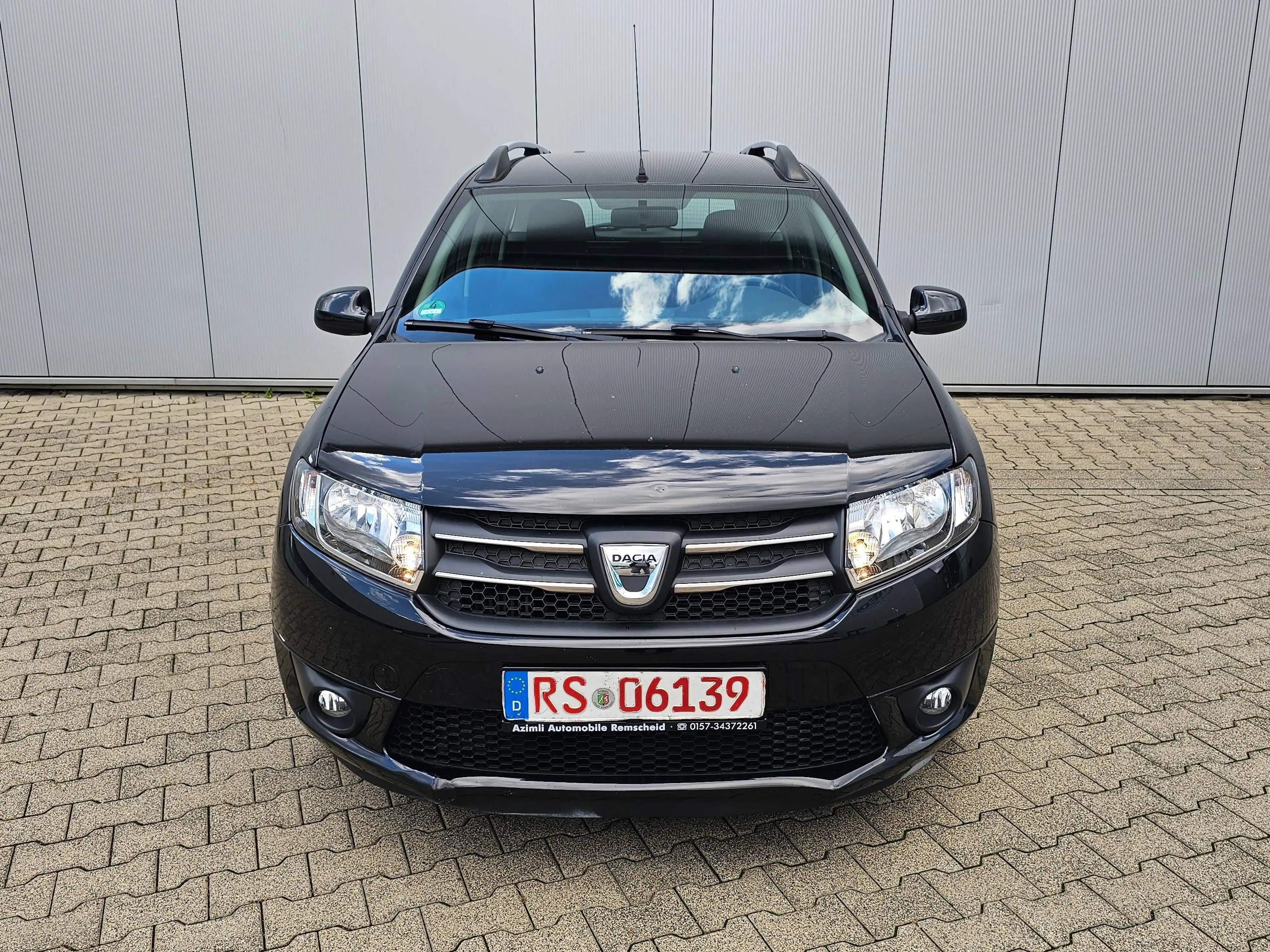 Dacia Logan Prestige*NAVI/KLIMA/AHK/PDC/TÜV/2. HAND* — photo 2