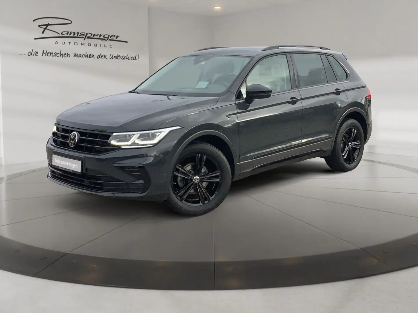 Volkswagen Tiguan 2.0 TDI DSG Urban Sport ACC Matrix Keyles Grau - 2