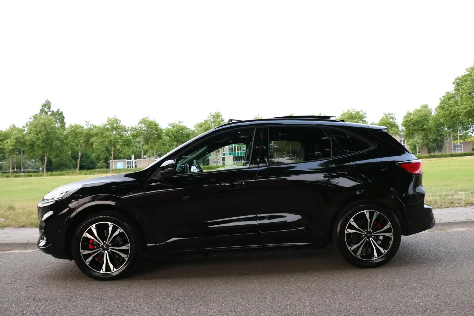 Ford Kuga 2.5 PHEV Hybride ST-Line X Aut Full Option Panoram Negro - 2