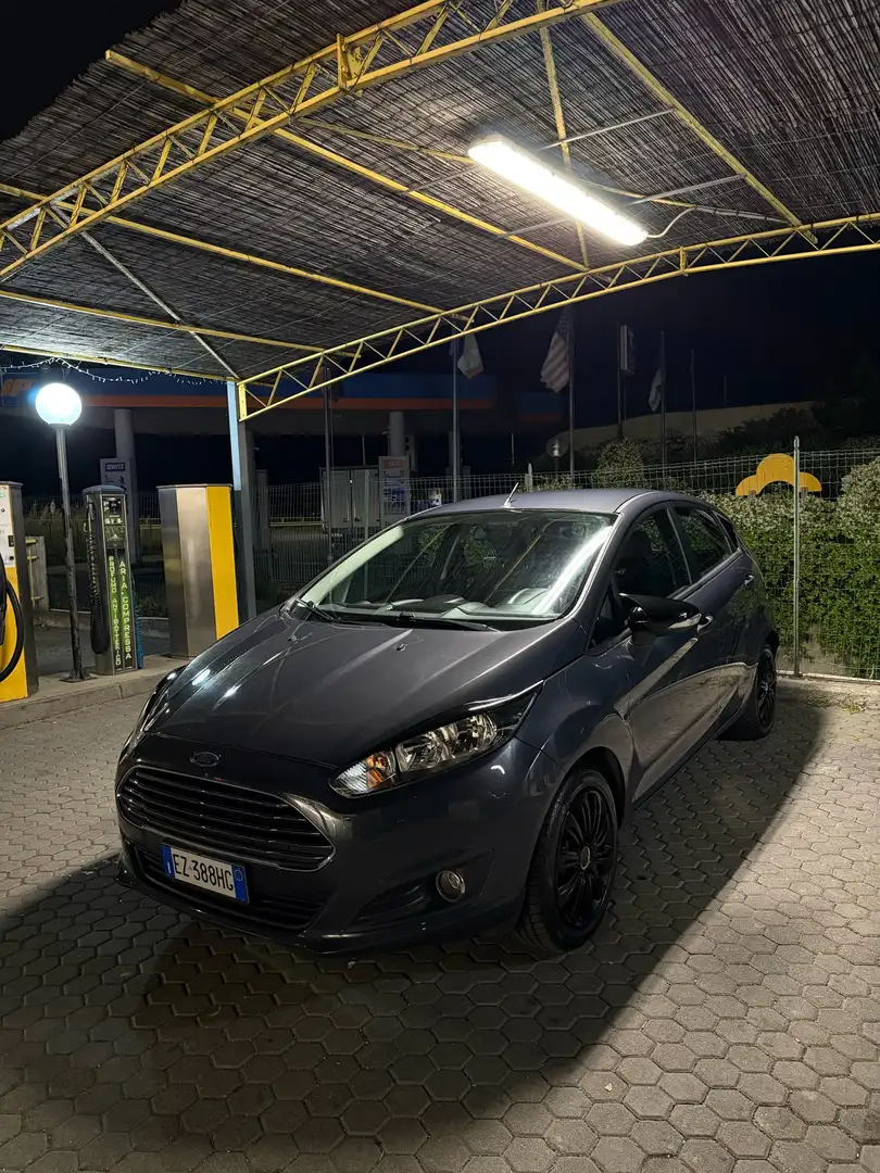Ford Fiesta FORD FİESTA 2015 - 1