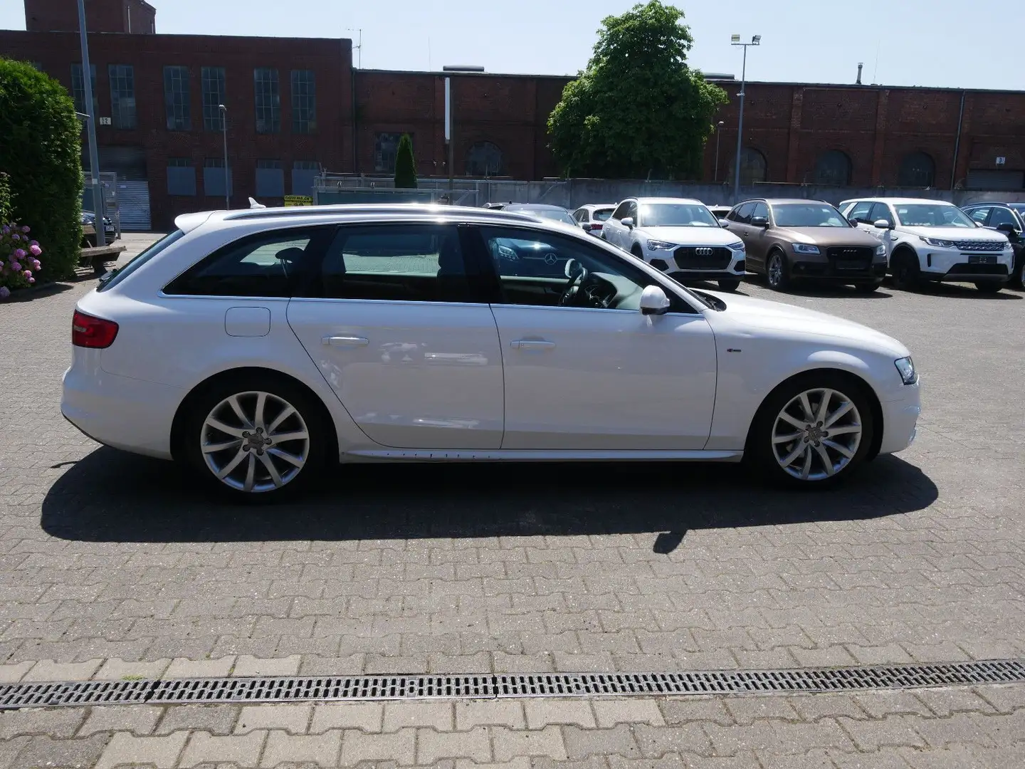 Audi A4 Avant 2.0 TDI Ambition quattro S-Line Select Weiß - 2