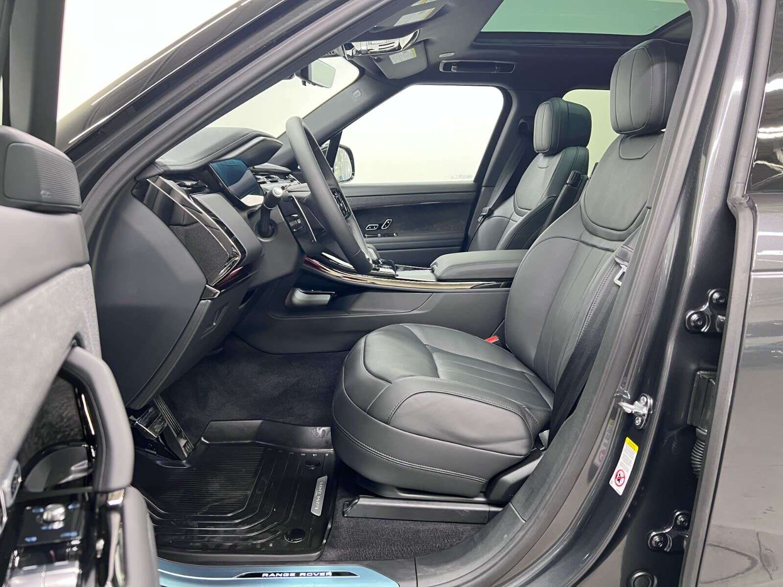 2025 Land Rover Range Rover Sport P530 V8 DYNAMIC SE thumb 25