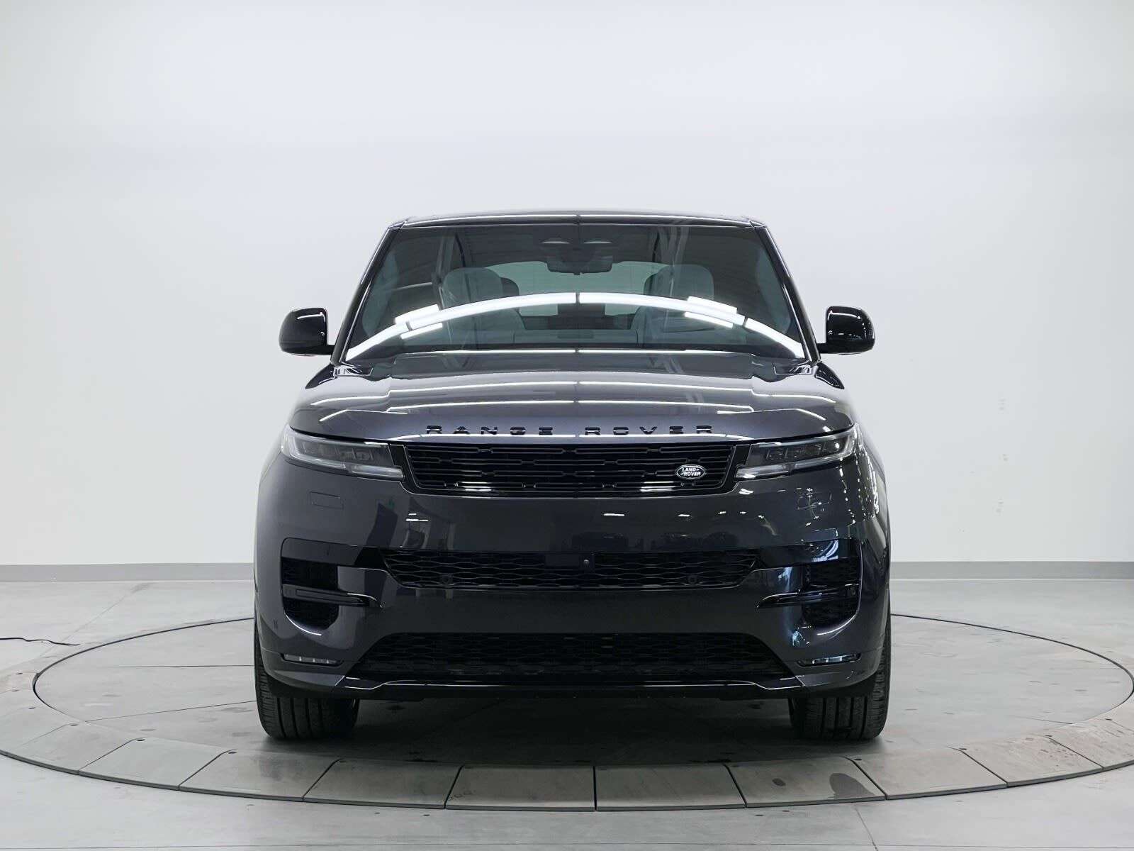 2025 Land Rover Range Rover Sport P530 V8 DYNAMIC SE alt 2