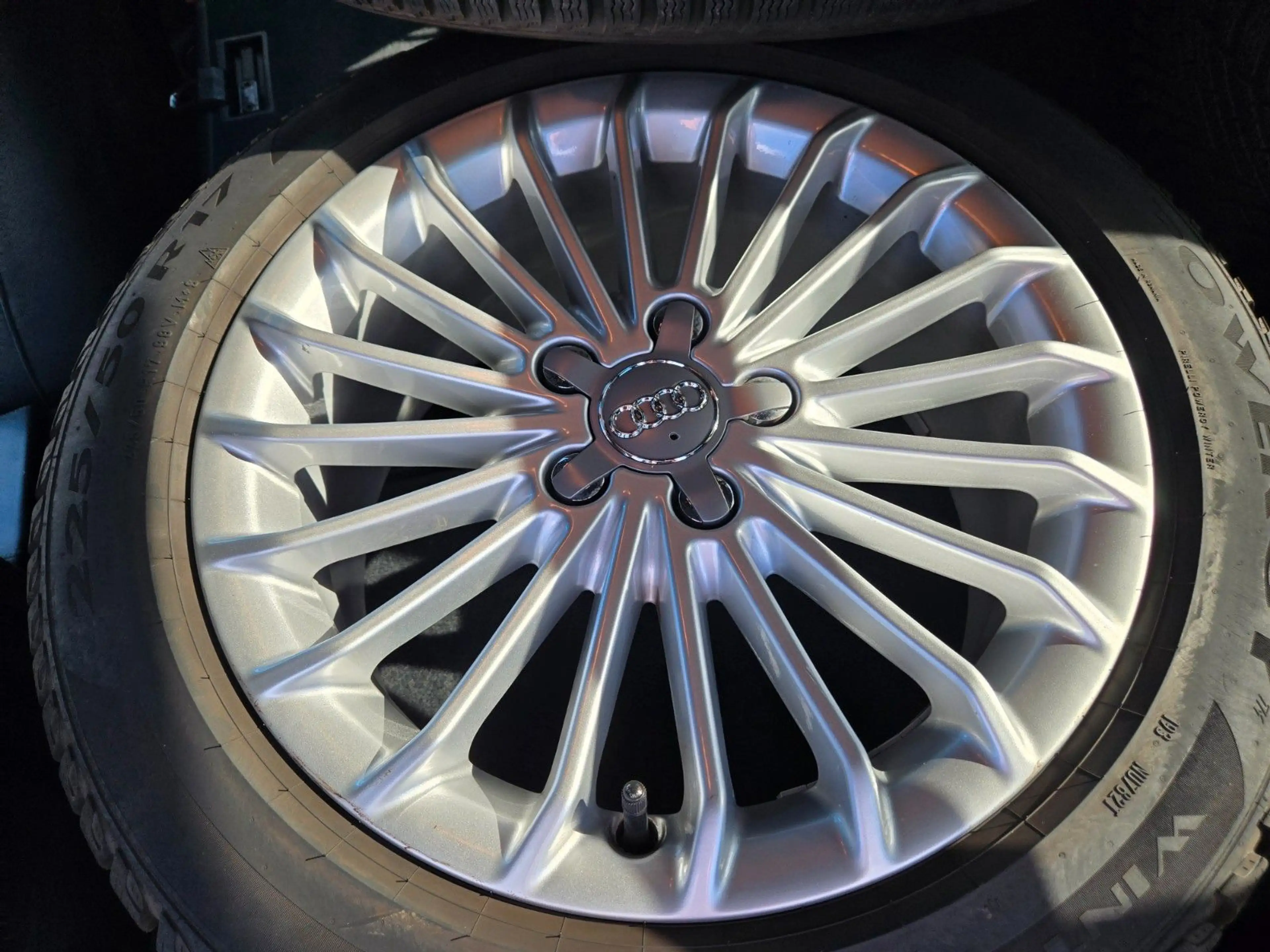 Audi A4 Avant Attraction in Top Zustand — photo 12