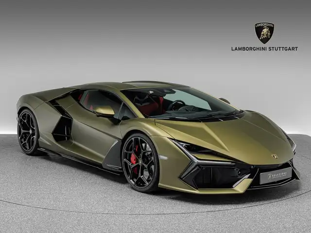 Lamborghini Revuelto