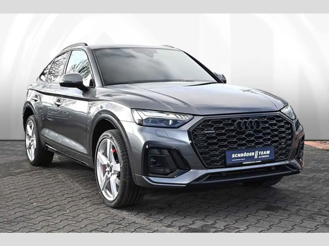 Audi Q5 Sportback 40 TDI quattro S line Navi Matrix ACC 2