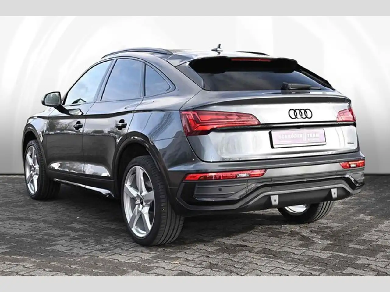 Audi Q5 Sportback 40 TDI quattro S line Navi Matrix ACC 4