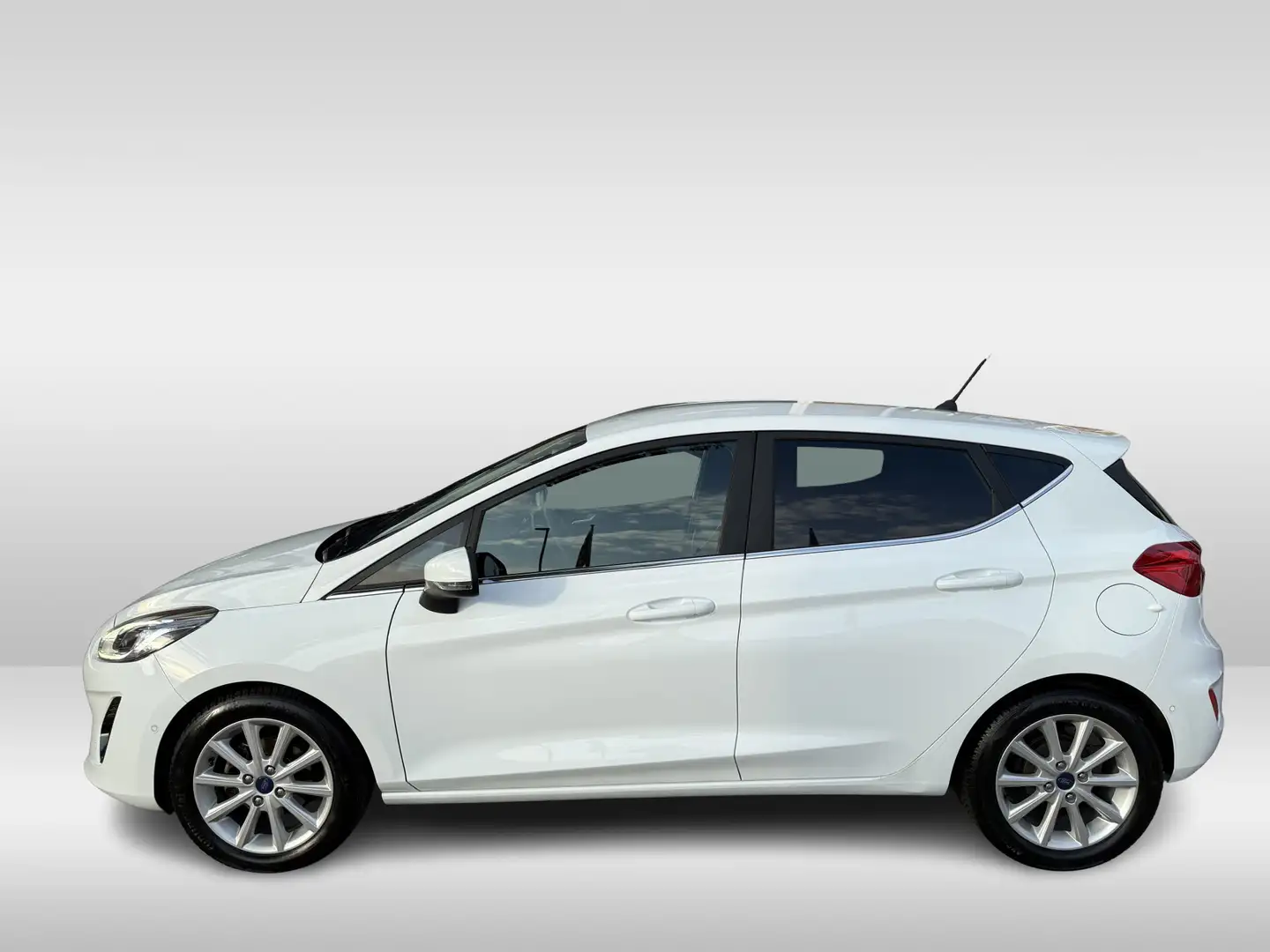 Ford Fiesta 1.0 EcoBoost Titanium | B&O muziek systeem | licht Grijs - 2