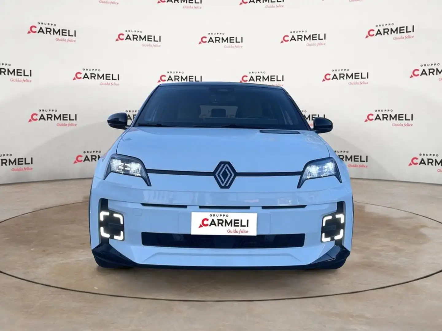Renault R 5 enault Iconic Cinq comfort range 150cv Weiß - 2