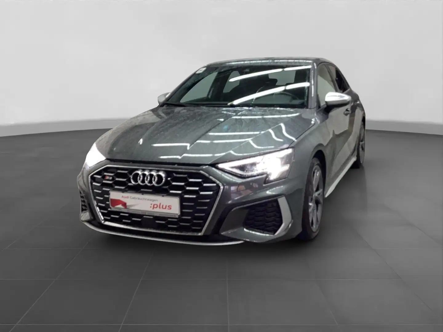 Audi S3 TFSI Q BuO PRIVACY LM18 Grau - 2