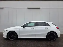 Mercedes-Benz A 180 d Edition AMG Line/Pano/19 Zoll
