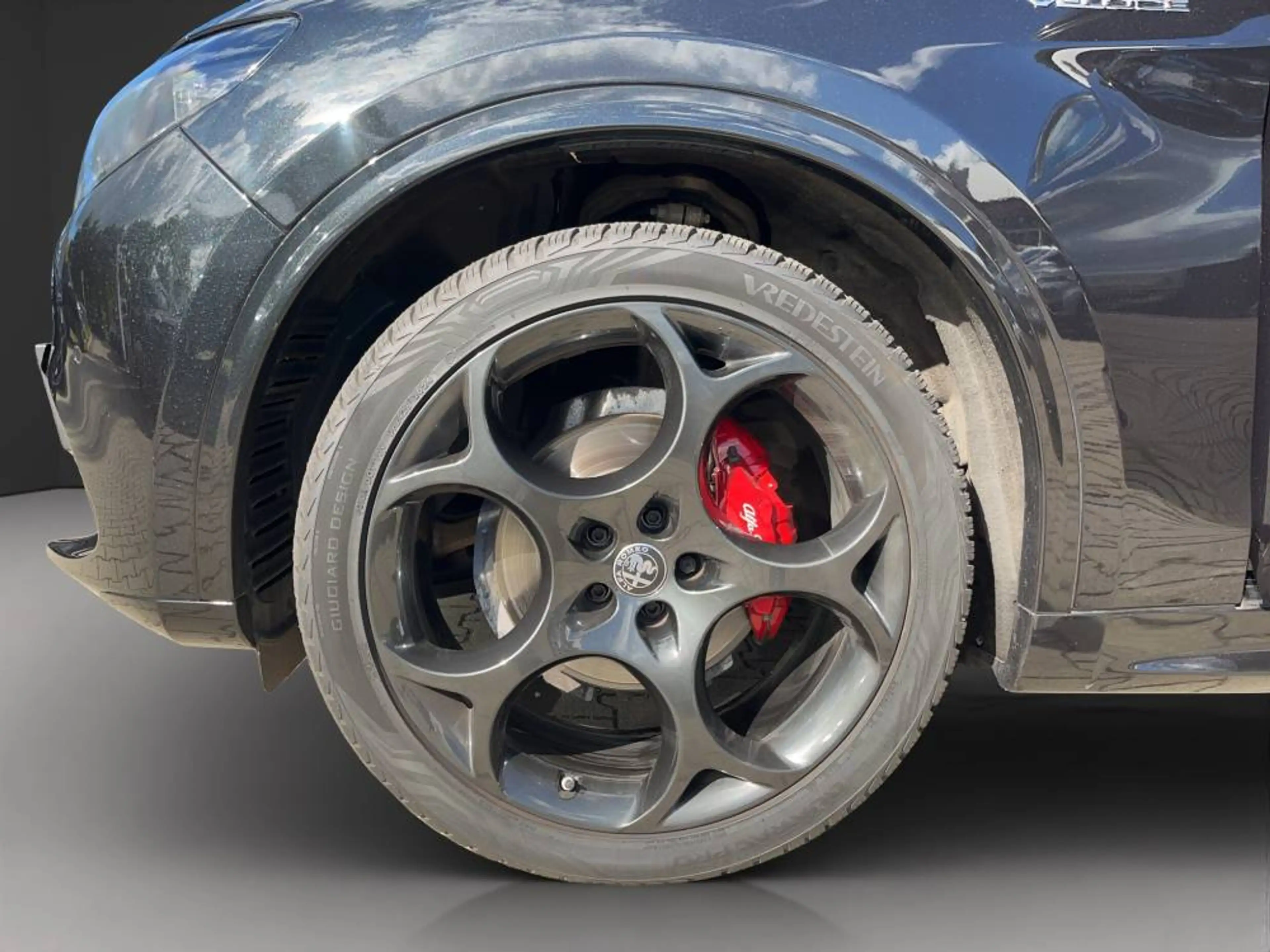 Alfa Romeo Stelvio MY24 VELOCE 2.0 Turbo 16V 206kW A — photo 14