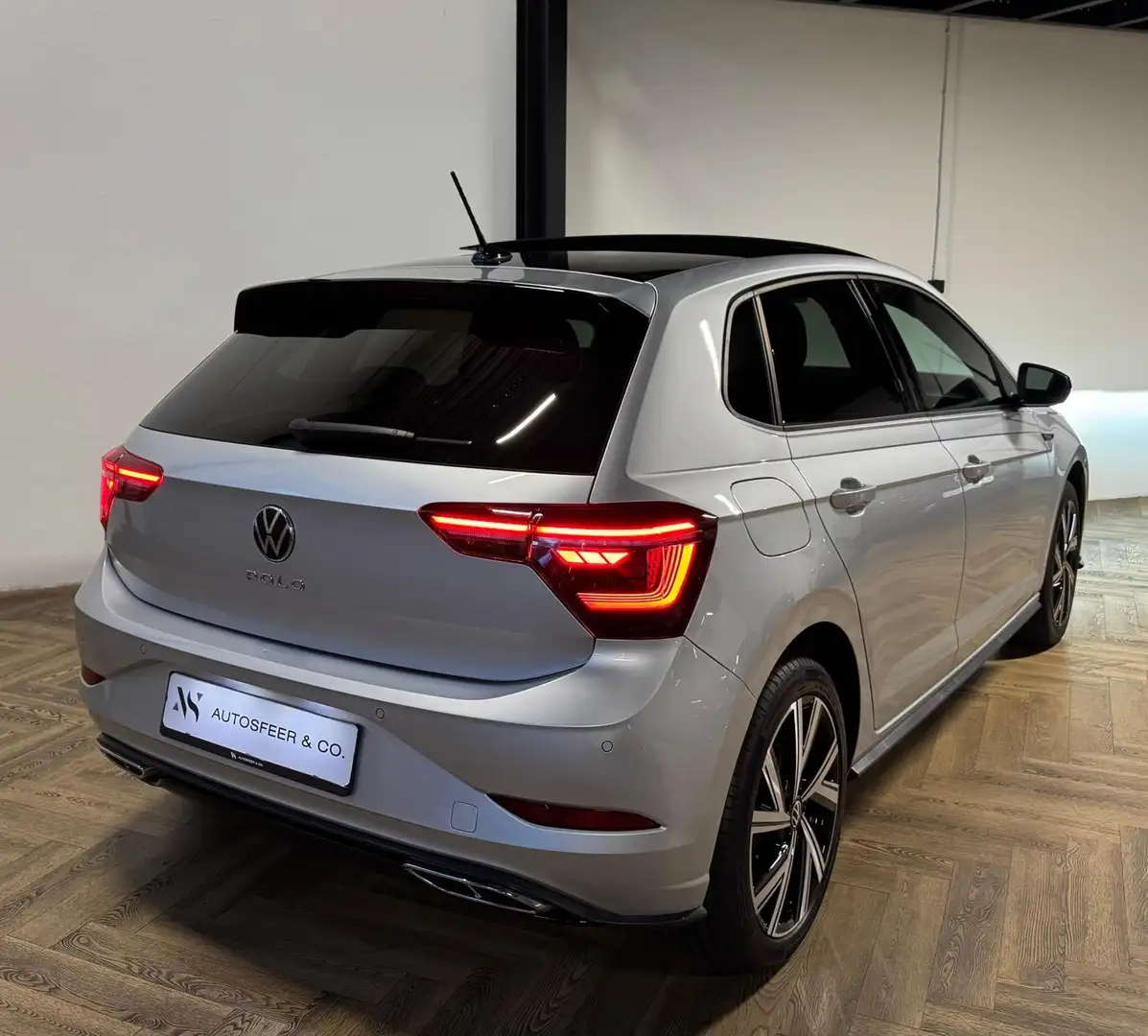 Volkswagen Polo 1.0 TSI R-Line KEYLESS PANO VOL' Argent - 2