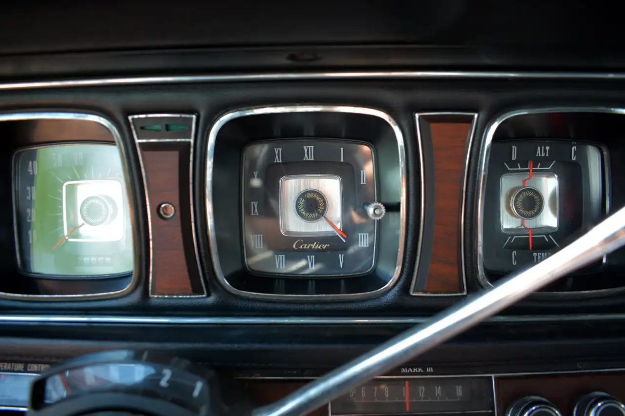 Lincoln Continental снимка Lincoln Continental