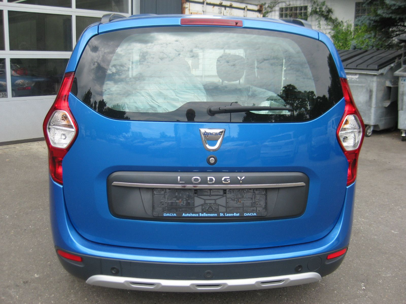 Dacia Lodgy TCe 130 Stepway "7-SITZER TOP GEPFLEGT" — photo 5