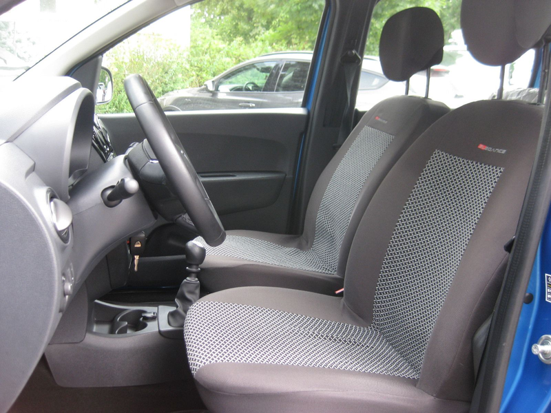 Dacia Lodgy TCe 130 Stepway "7-SITZER TOP GEPFLEGT" — photo 8