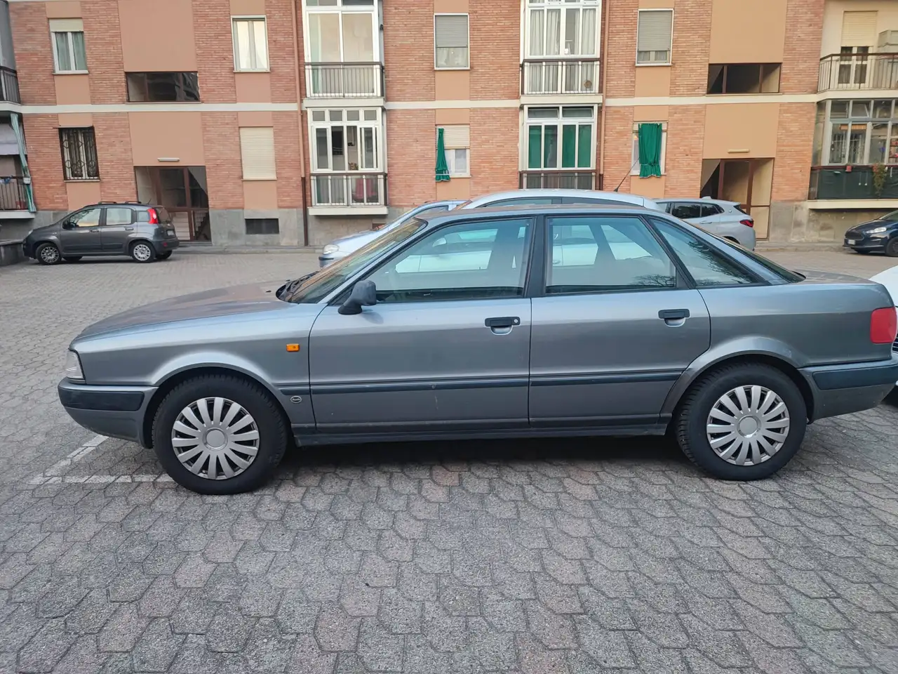 Audi 80 1.6 c/airbag, foto 6