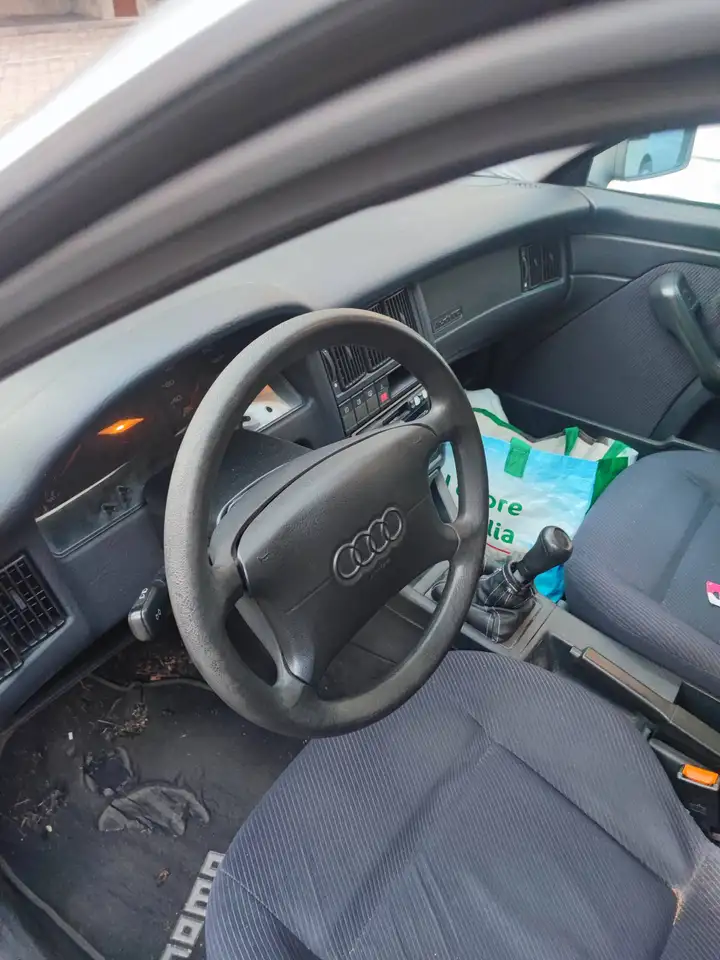 Audi 80 1.6 c/airbag, foto 2