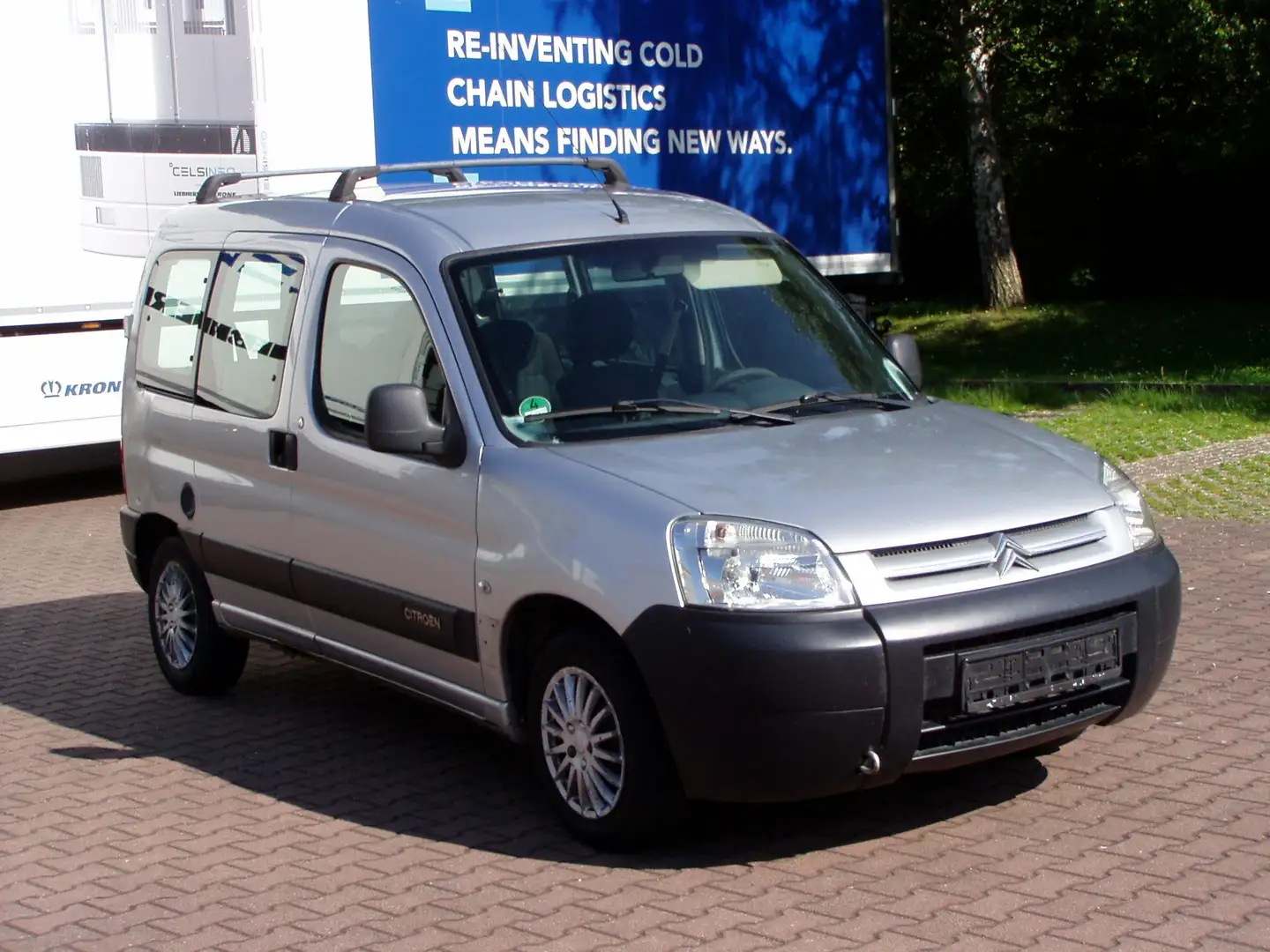Citroen Berlingo 1.6 HDI Advance Silber - 1