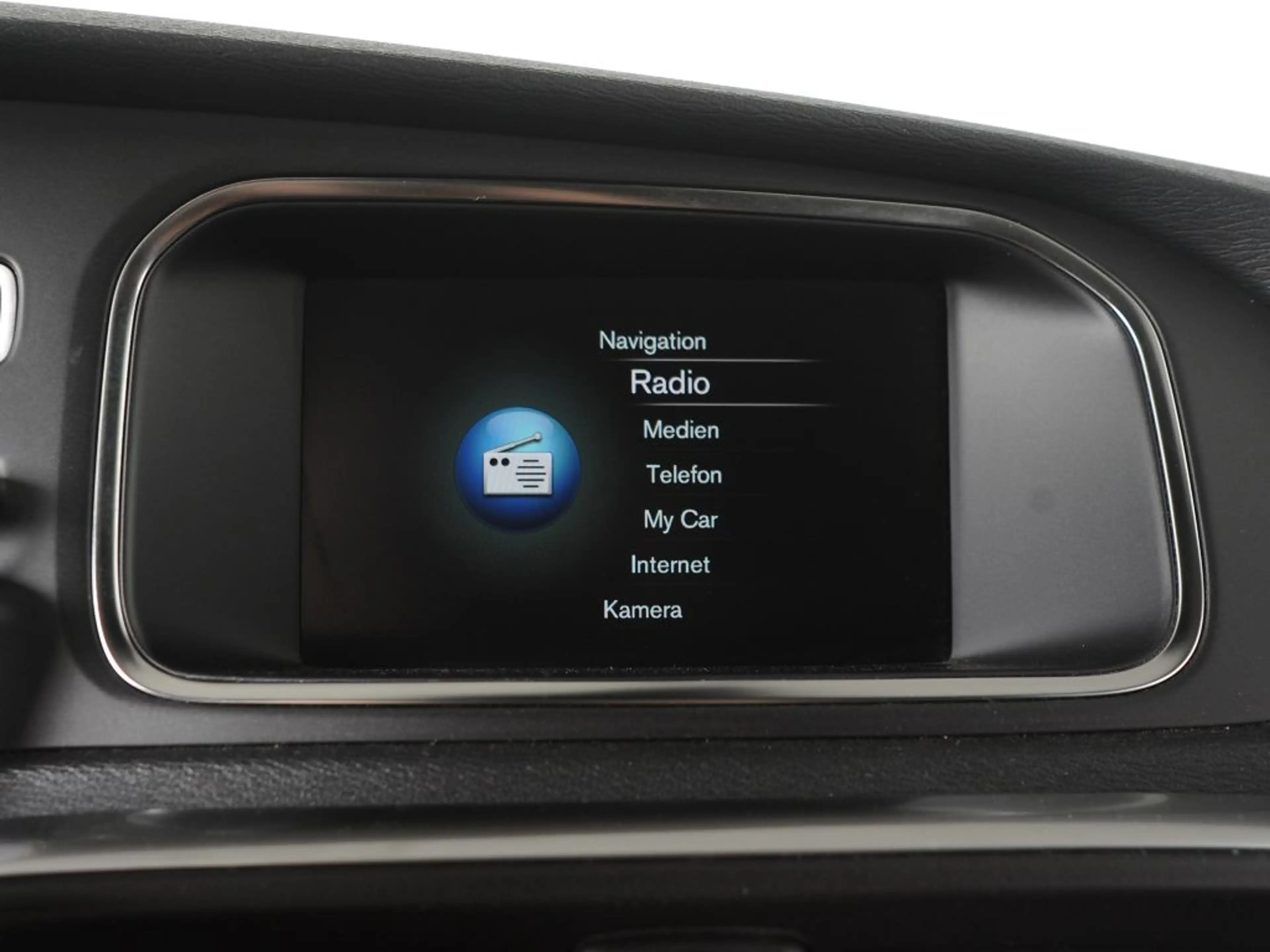 Volvo V40 Cross Country D4 Geartronic Plus *Business- Licht- Winter-Paket* — photo 13