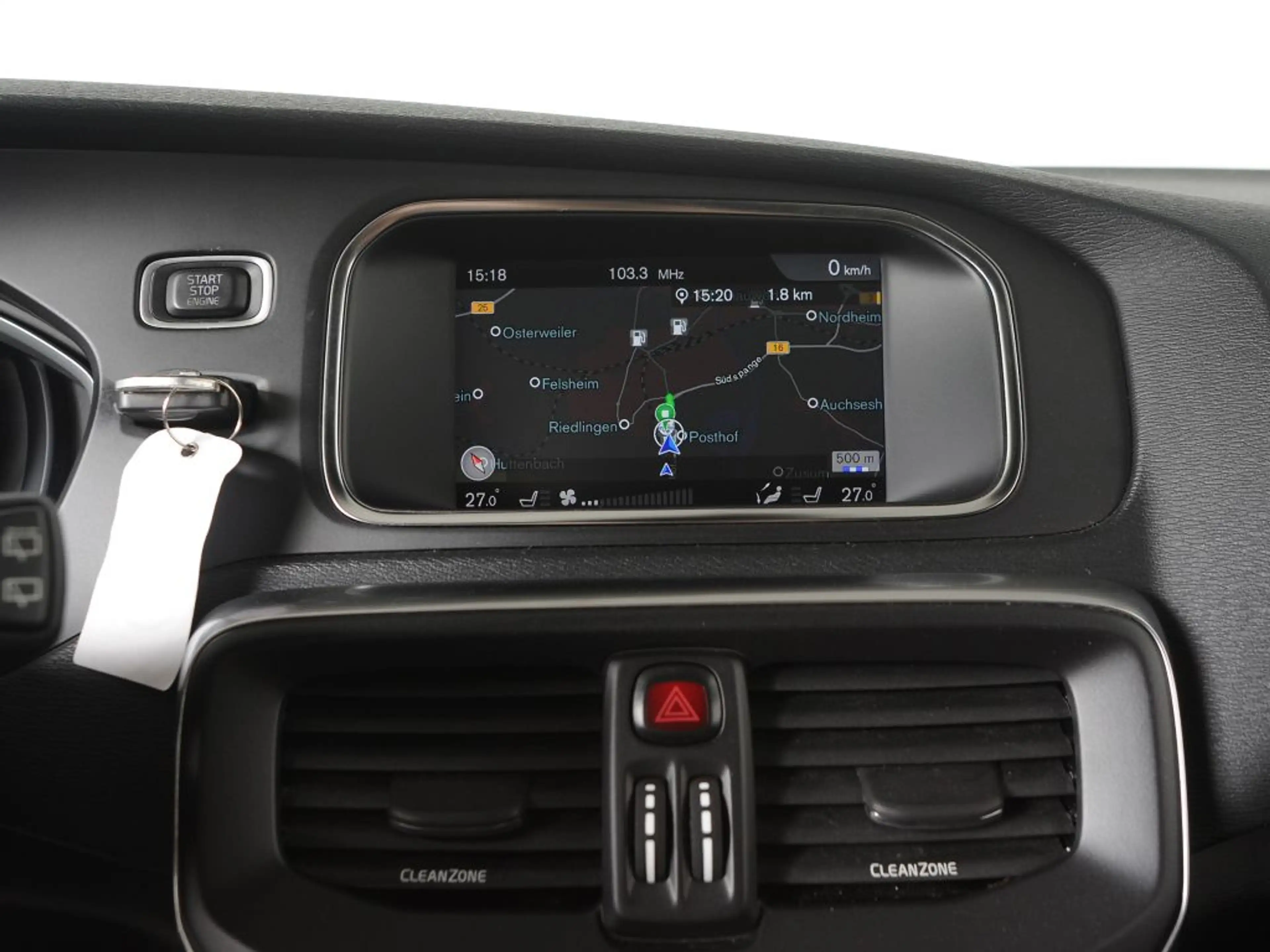 Volvo V40 Cross Country D4 Geartronic Plus *Business- Licht- Winter-Paket* — photo 14