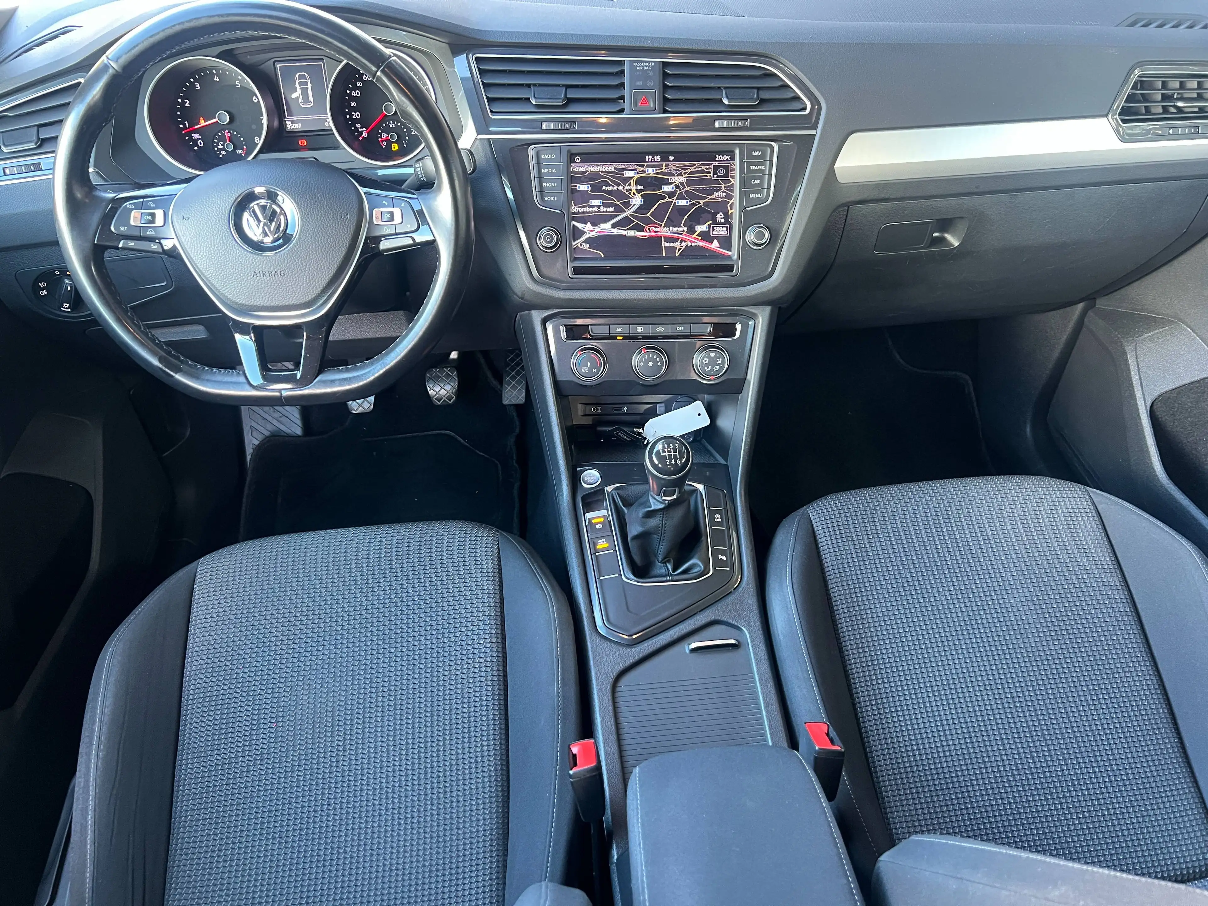 Volkswagen Tiguan 1.4 TSI Trendline 125cv 6vit BMT (12 mois de garantie) — photo 11