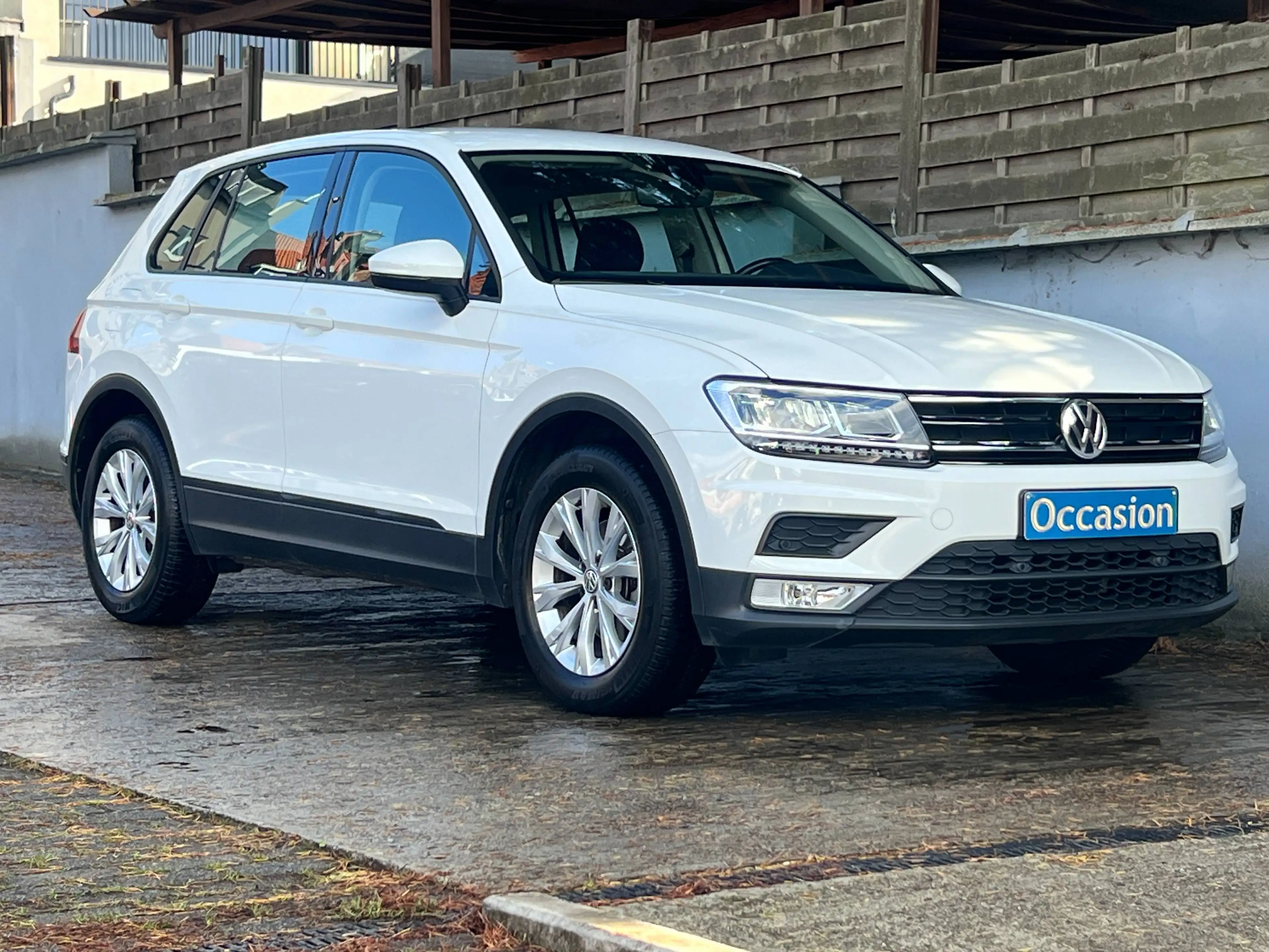 Volkswagen Tiguan 1.4 TSI Trendline 125cv 6vit  BMT (12 mois de garantie)