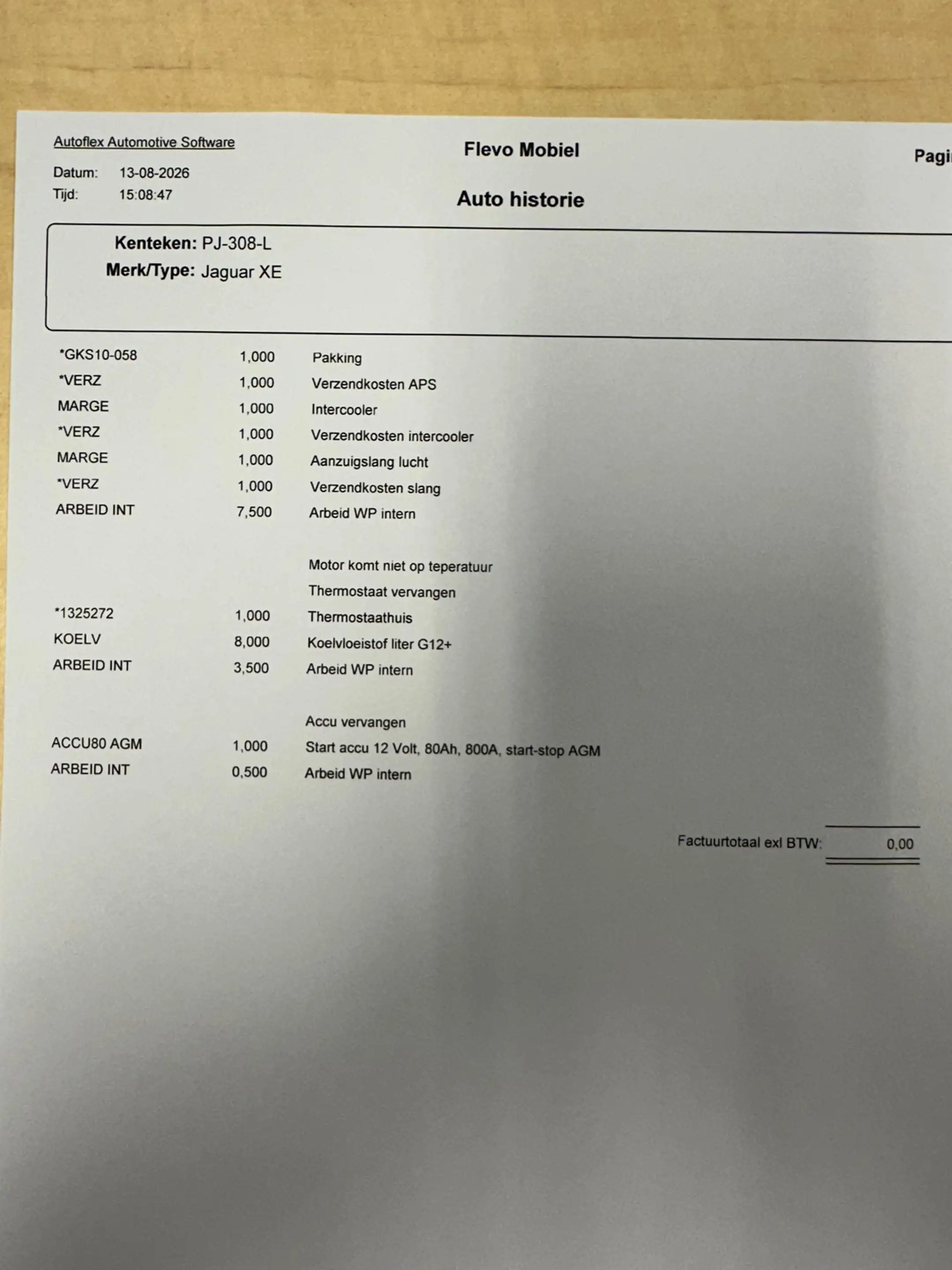 Jaguar XE 2.0 D Portfolio / Leder / Navi / Camera / Meredian — photo 24