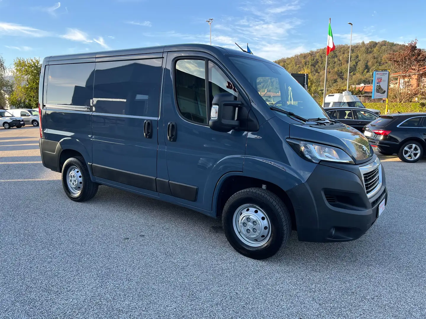 Peugeot Boxer 330 L1H1 Grigio - 2