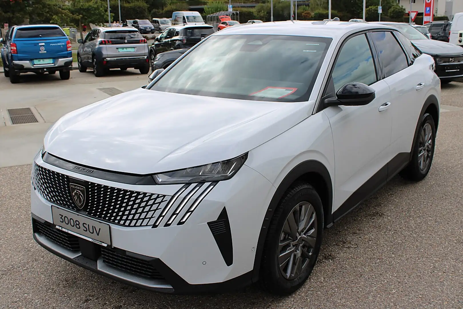 Peugeot 3008 1.2 Hybrid 145 Allure Weiß - 1