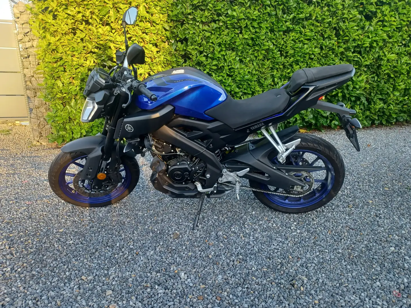 Yamaha MT-125 Grijs - 1