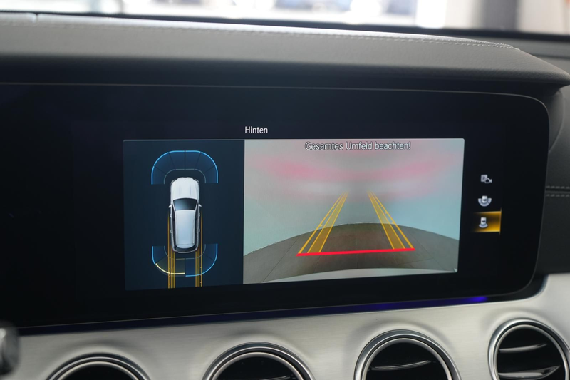 Mercedes-Benz E 300 de T 9G-TRONIC AMG Temp/Kamera/Pano/Burmes — photo 12