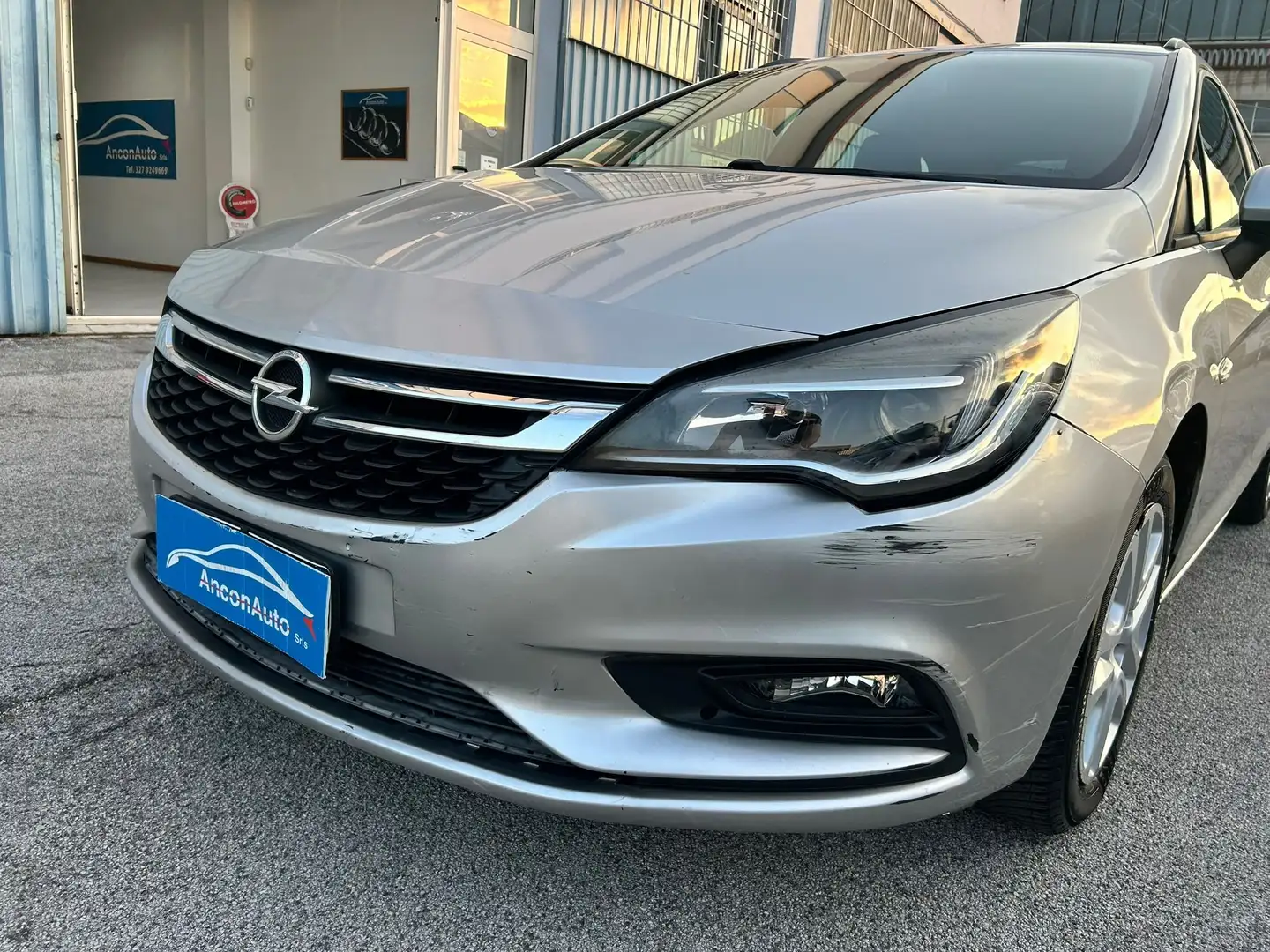 Opel Astra Astra Sports Tourer 1.6 cdti SOLO RIVENDITORI Argent - 2