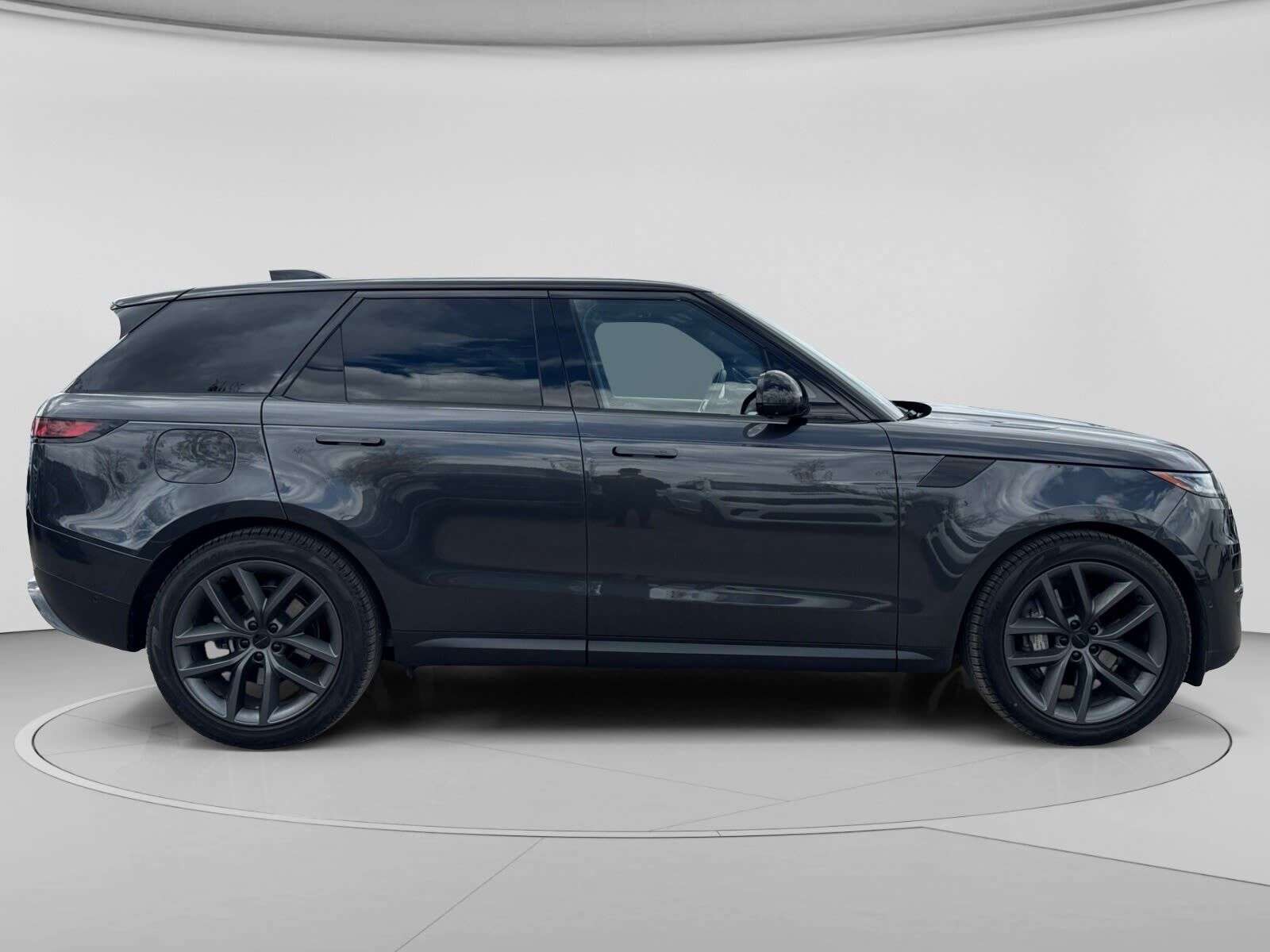 2026 Land Rover Range Rover Sport P360 S thumb 6