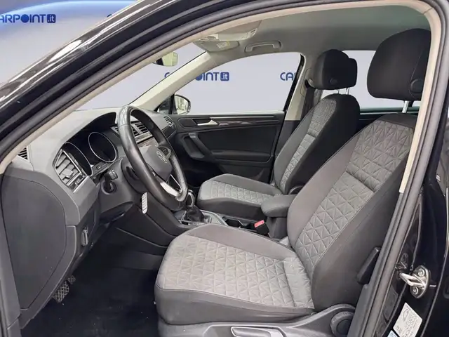 Volkswagen Tiguan view 10