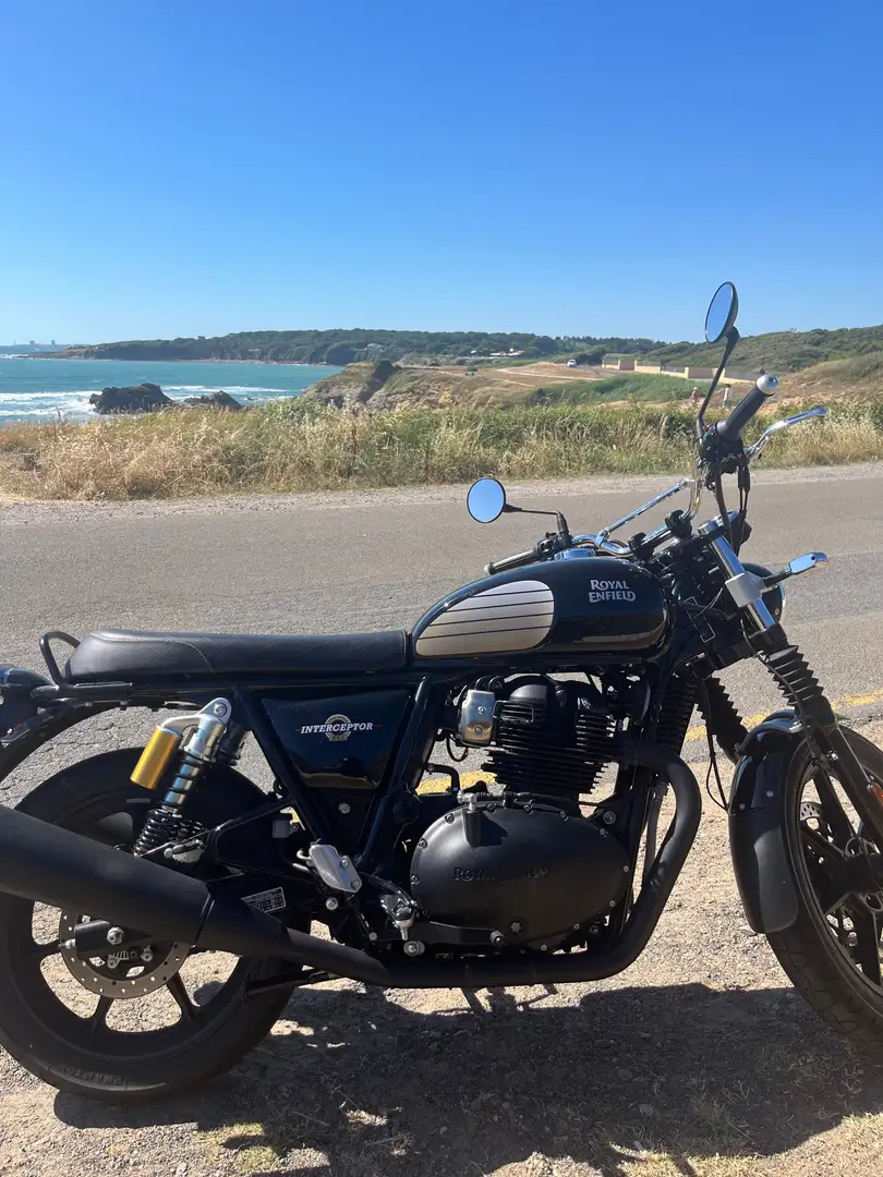 Royal Enfield Interceptor 650 édition black Ray Negro - 1