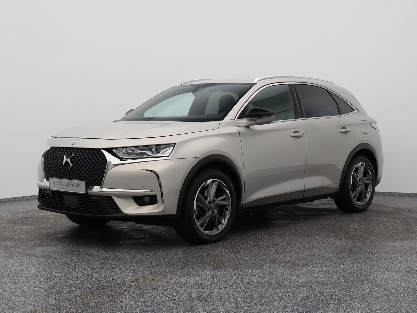 DS Automobiles DS 7 Crossback E-Tense 4x4 Business | CAMERA | CARPLAY Grijs - 1