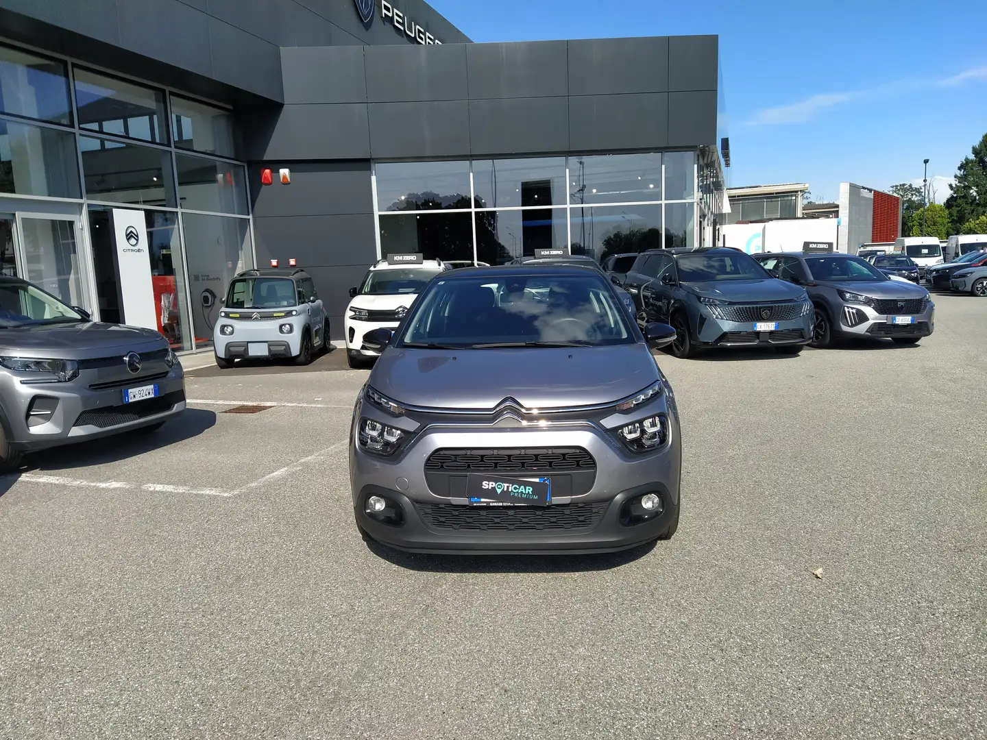 Citroen C3 1.2 PureTech 83cv SHINE USATO GARANTITO Grigio - 2