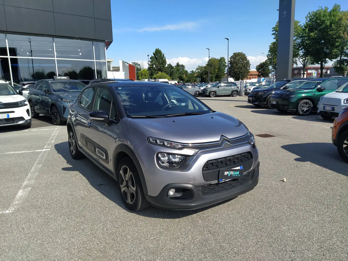 Citroen C3 1.2 PureTech 83cv SHINE USATO GARANTITO Grigio - 1