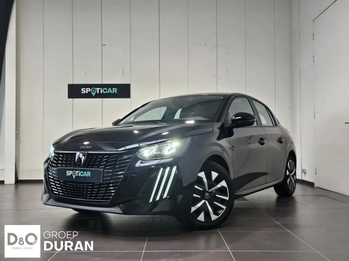Peugeot 208 II & e- Active Schwarz - 1