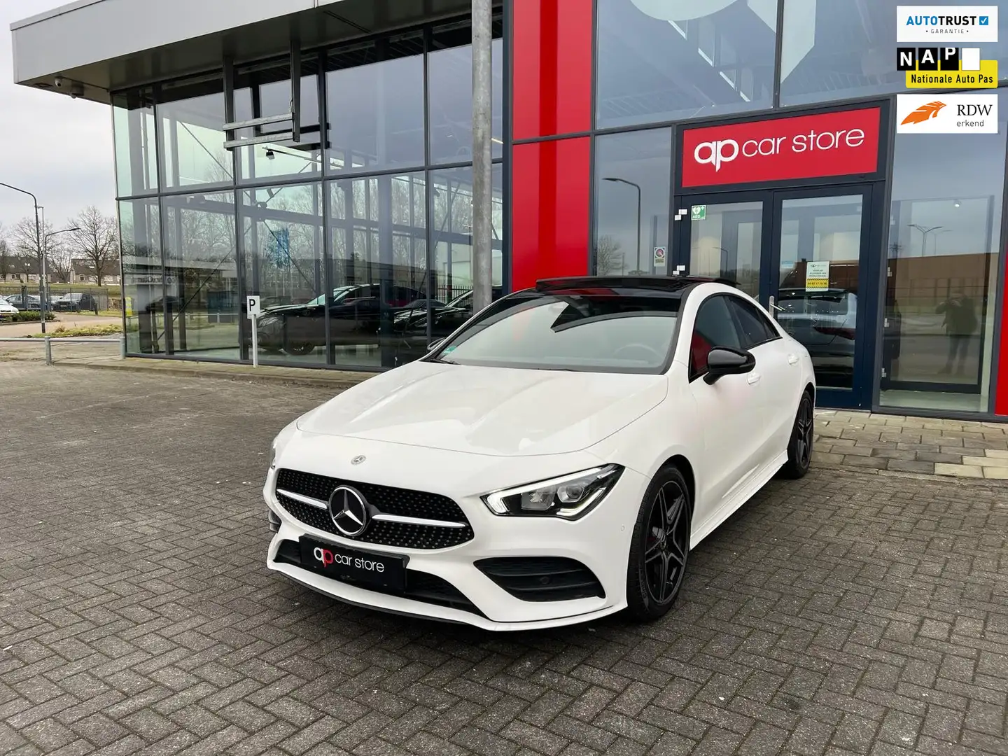 Mercedes-Benz CLA 180 Business Solution AMG Night Pano Wit - 1