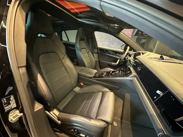 Porsche Panamera view 15