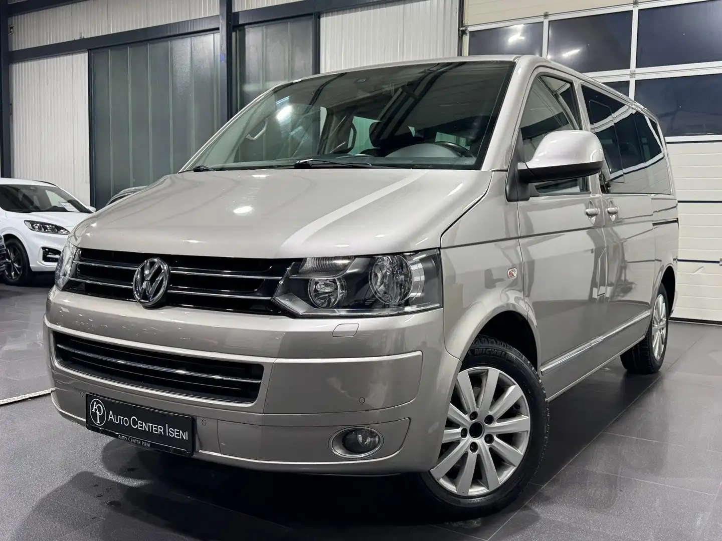 Volkswagen T5 Multivan Highline | STDHZ | SH | E-SCHIEBETÜR Beige - 1