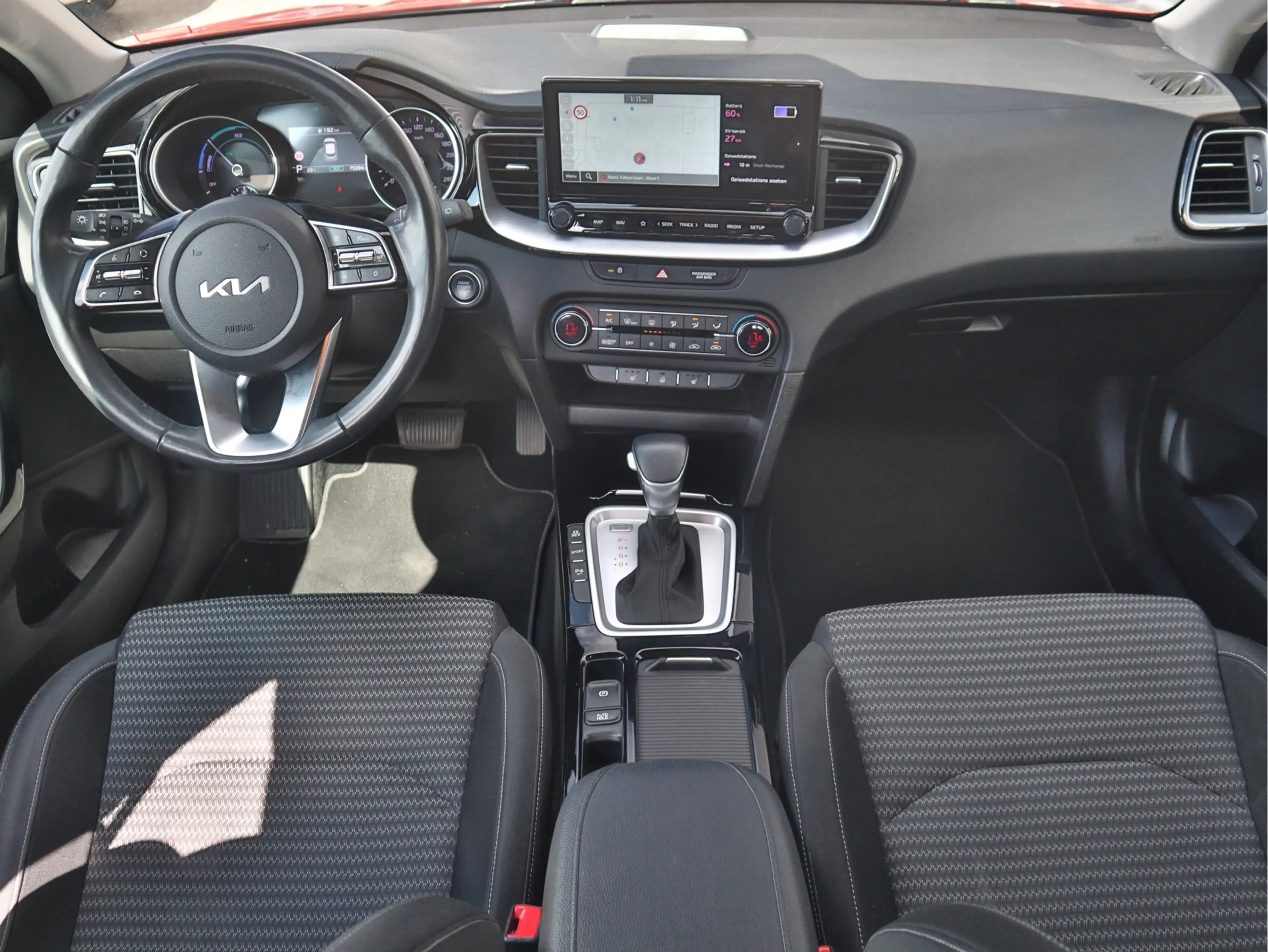Kia XCeed 1.6 GDi PHEV DynamicLine | All-Seasons | Navi | Ca — photo 15