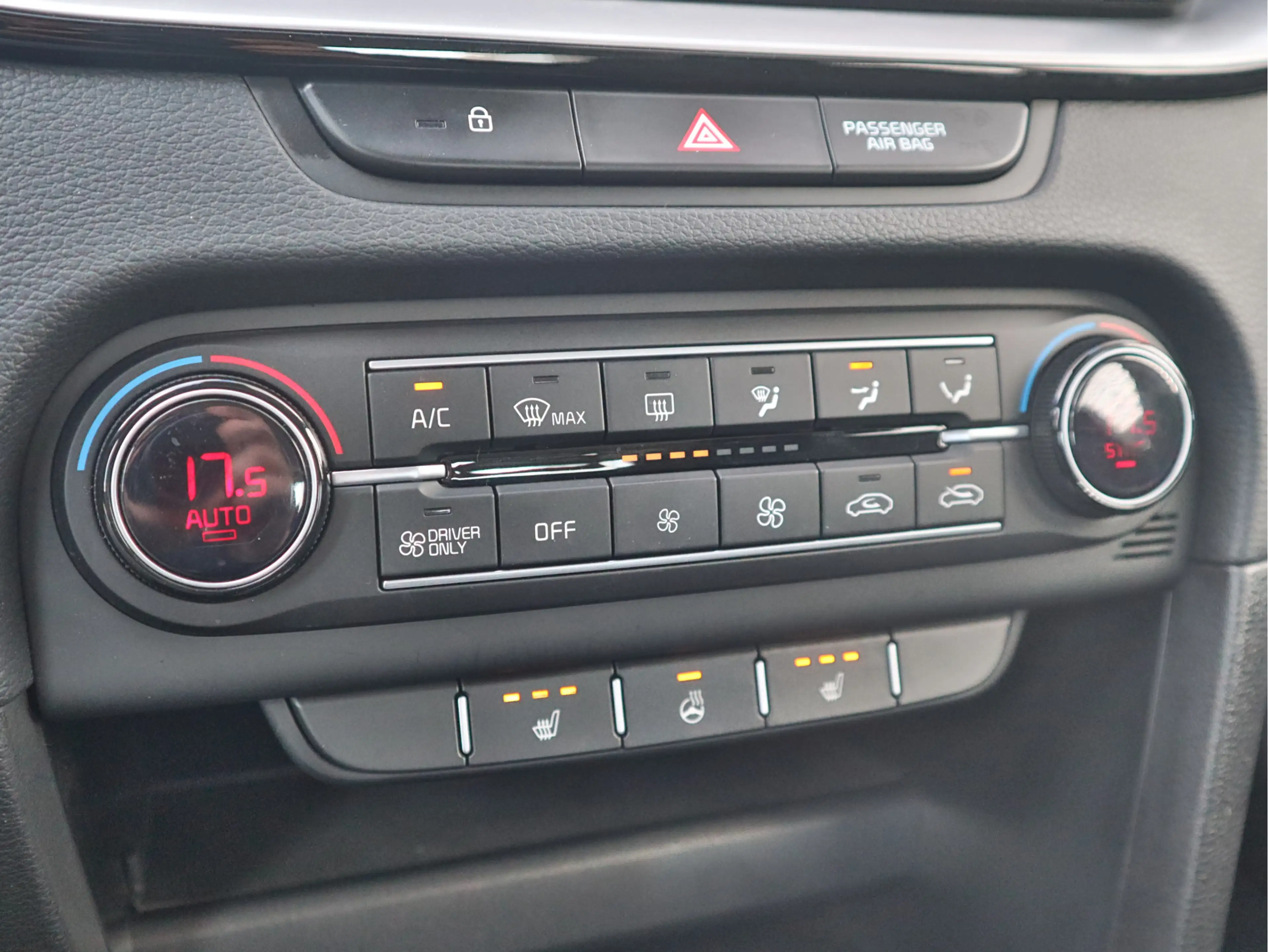 Kia XCeed 1.6 GDi PHEV DynamicLine | All-Seasons | Navi | Ca — photo 18